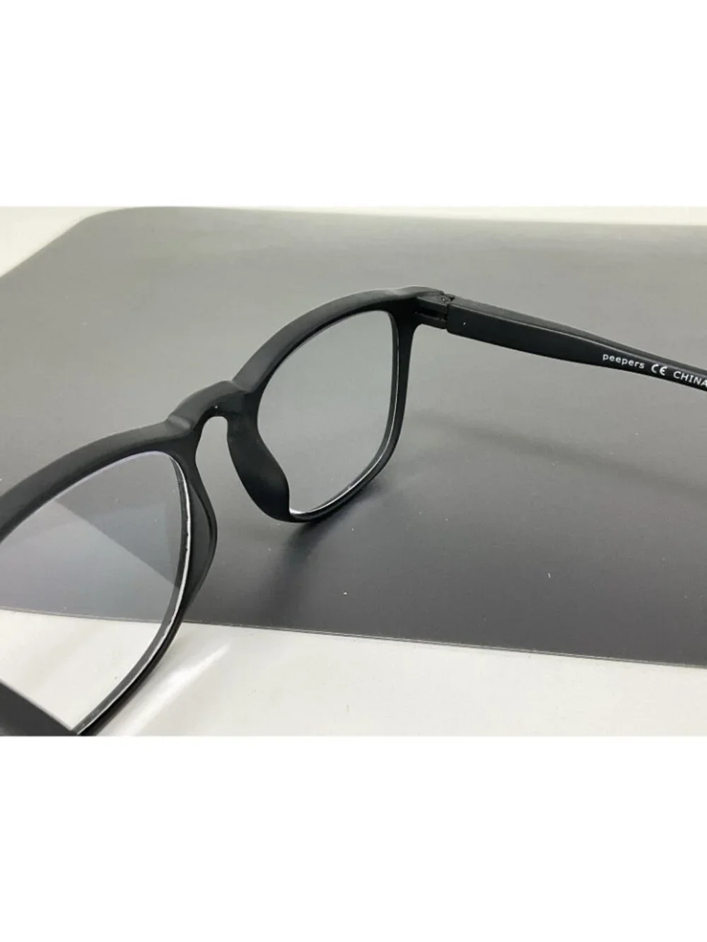 Peepers Dylan Focus Black Blue Light Filtering Readers +2.00